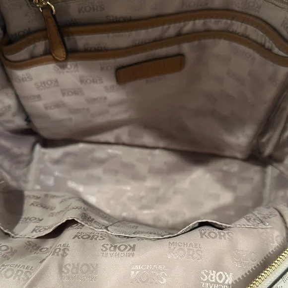 MICHAEL Michael Kors Cream Backpack with Minimalist Design